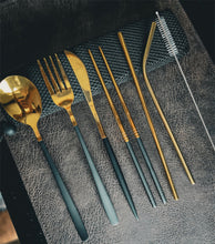 Load image into Gallery viewer, Must-Kuldne (8-osaline) - Biokink